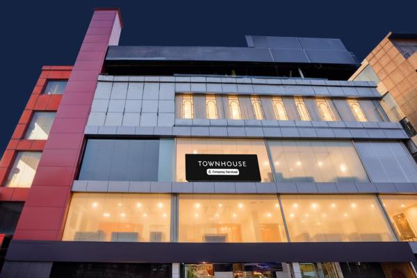 Super Townhouse Shri Prasanna Anjaneya Temple Bangalore Formerly High Rise - Bangalore