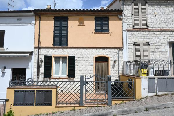 S170 - Sirolo, Delizioso Trilocale Con Corte - Sirolo