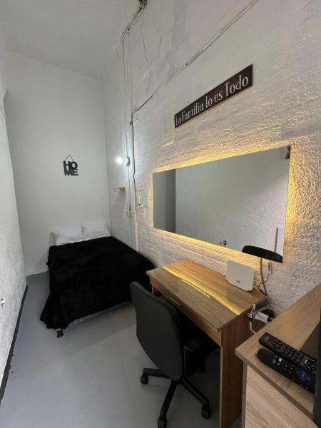 Habitación Cerca Al Aeropuerto Con Baño Privado - Bogota