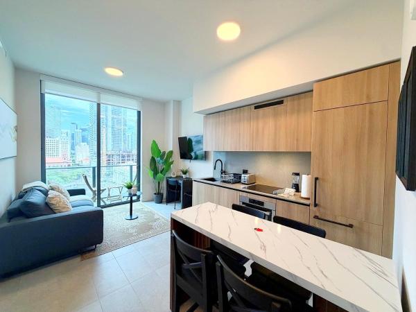Modern Condo W Den In Downtown Miami - Pool & Gym - 마이애미