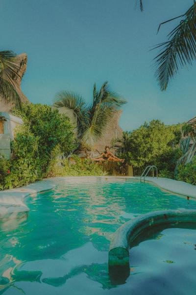 Na zdjęciu widoczny jest obiekt Villa Las Estrellas Tulum - located at the party zone położony w mieście Tulum.