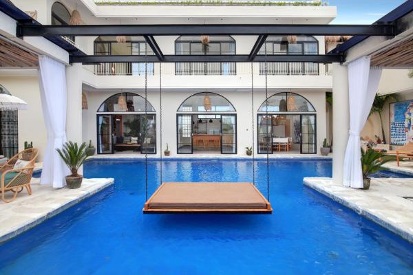 Luxury Homes Abroad & Lhl Magazine Featured Villa - Canggu