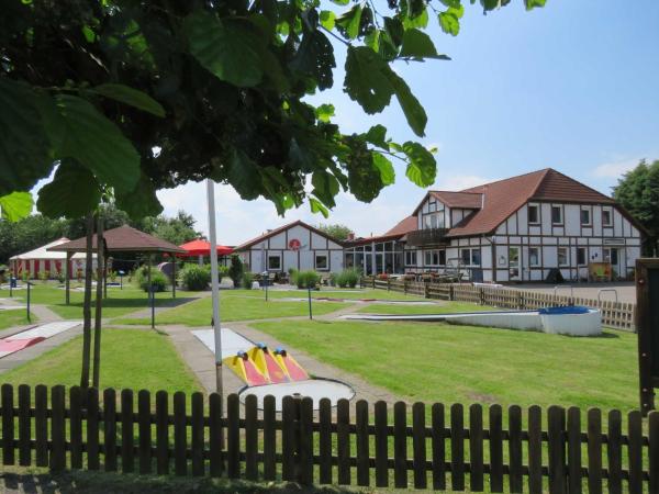 Ferienhaus Robinson Im Feriendorf Altes Land Direkt An Der Elbe - Wedel