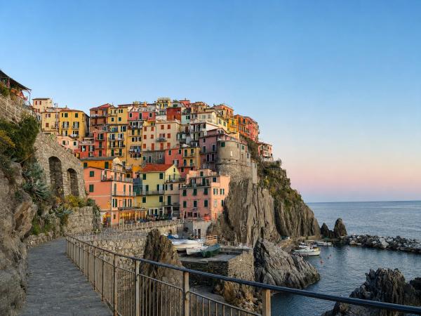 Guesthost - Manarola Sunset View - Cozy Studio-apt - Manarola
