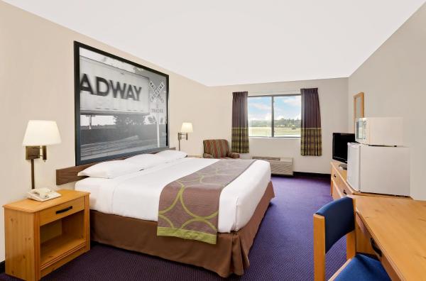Kuva 8: Super 8 by Wyndham St. James