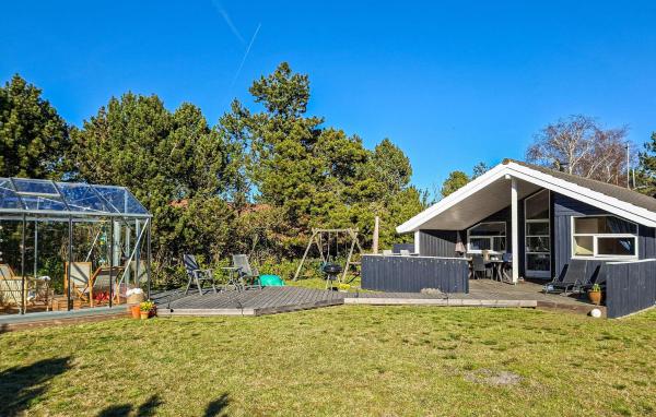Three-bedroom Holiday Home In Rodby - Rødby Sogn