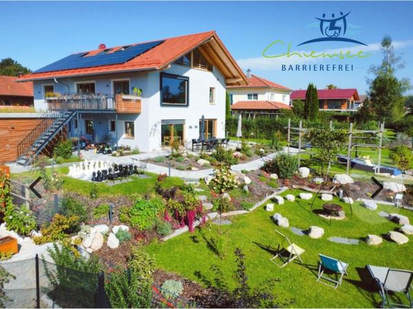 A la foto es mostra l'objecte Panorama Apartments by Chiemsee barrierefrei situat a la ciutat de Manholding.