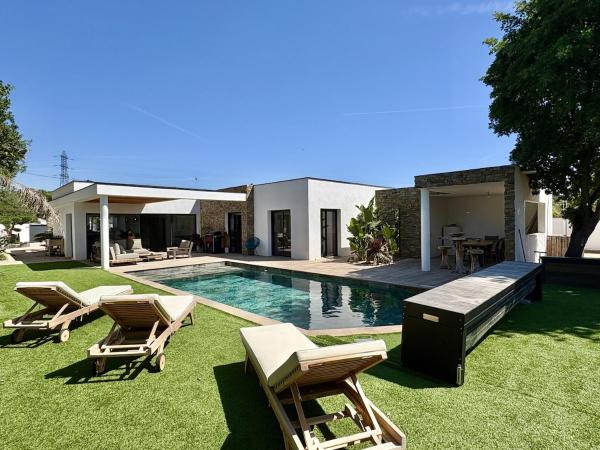 Sublime Villa Balinaise 3 Chambres, Piscine, Parking, Pétanque - Puget-sur-Argens