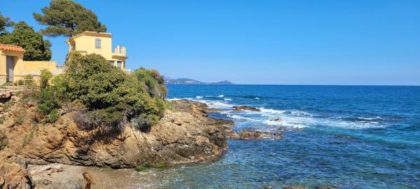 A la foto es mostra l'objecte Appartement proche plages situat a la ciutat de Fréjus.