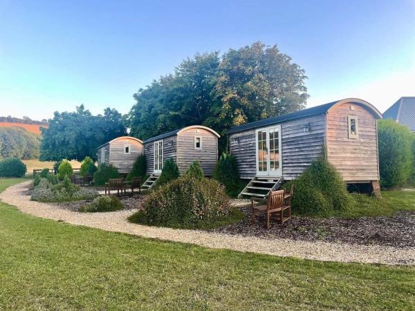 Luxury Shepherd Hut, Wiltshire, Amazing Vistas - Baacombe - Chippenham