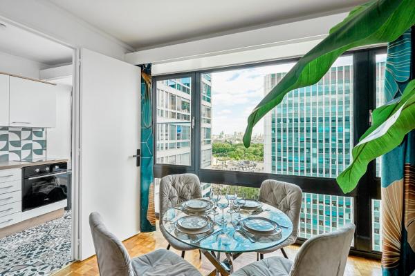 Paris Montparnasse Panoramic View, 3 Beds, Metro 4, 6, 12, 13 - ibis Styles Paris Maine Montparnasse
