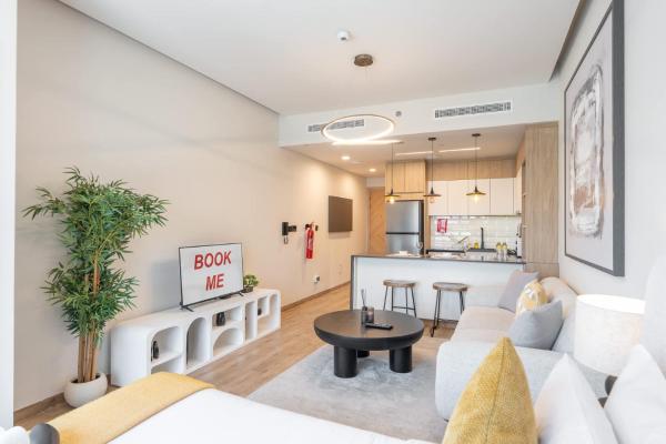A la foto es mostra l'objecte Free housekeeping visits during your stay - StayShort - Elegant Studio in Rokane G25 Good for 2 situat a la ciutat de Dubai.