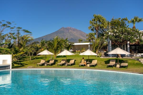 Στη φωτογραφία φαίνεται το αντικείμενο Palm Springs Bali Dive Resort που βρίσκεται στην πόλη Tulamben.