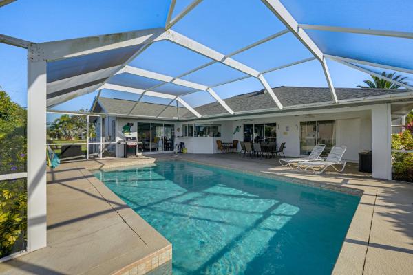 Walk To Port Charlotte Beach Park! Canal-front Gem - Port Charlotte, FL