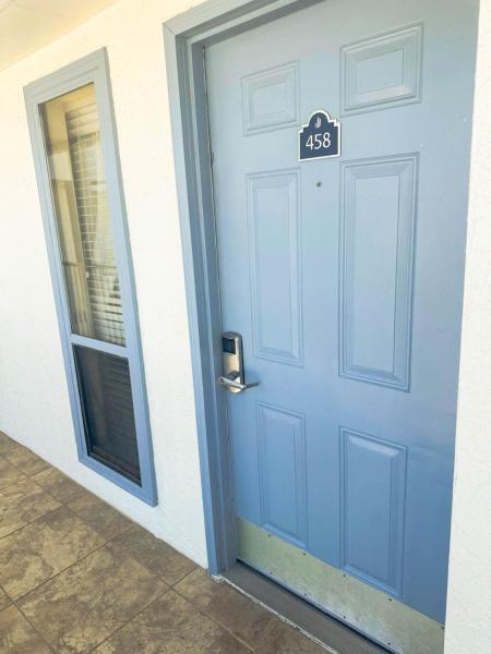 Wake Up To Stunning Views – Your Balcony Escape! - Tampa, FL