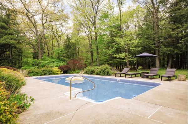 Deerhaven Lane House- Luxury Home With Pool - Saugerties, NY