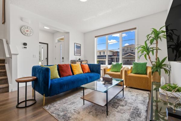 Modern 3br Home Close To Yyc Airport Free Parking & Bbq - Calgary