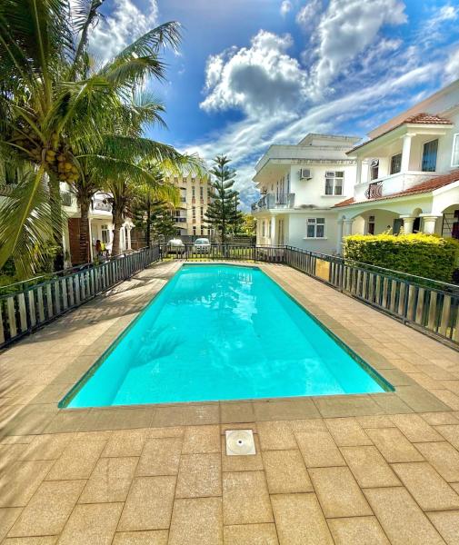6 Pine Villa Résidence Privée avec Piscine proche de la plage, Grand Baie