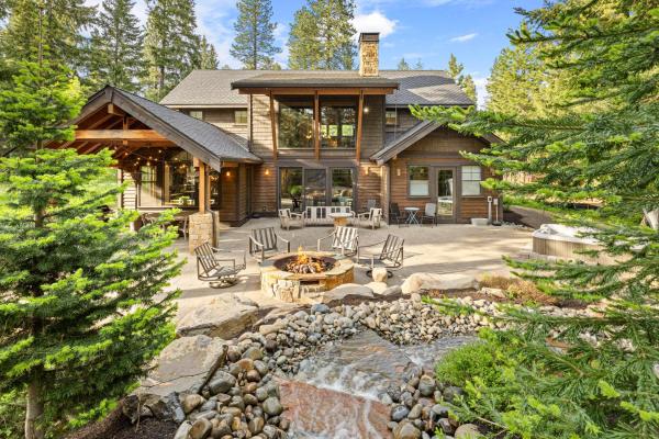 Lux 5br Lodge- Hottub Patio Chefkit Bbq Firepit - Cle Elum, WA