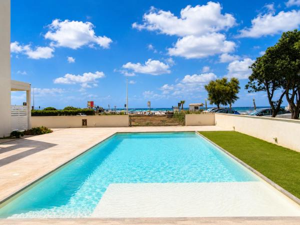Sea & Pool Apartment - Trapani
