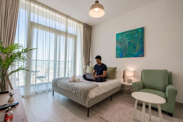 A la foto es mostra l'objecte HAVN - Studio in Bloom Towers, JVC situat a la ciutat de Dubai.