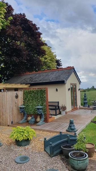 Country Guest House With Hot Tub - Bolton