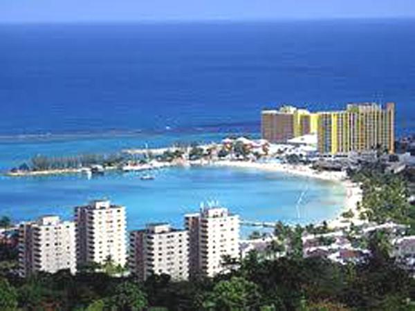 På bilden syns objektet Turtle Beach Towers Apt 22 C - Ocho Rios som ligger i staden Ocho Rios.