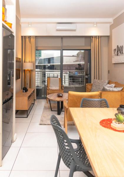 Menlyn Maine Luxury Apartment - Pretoria