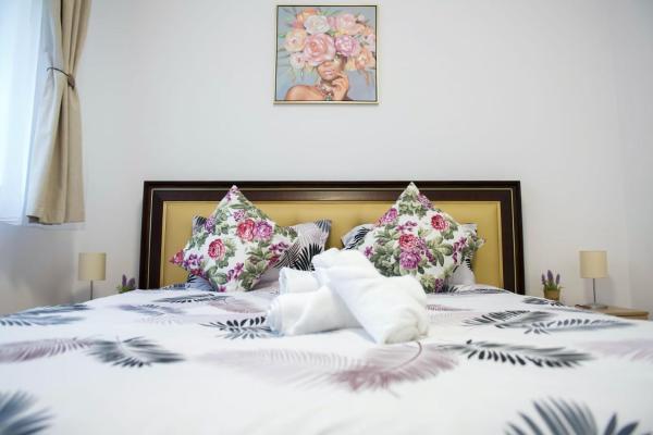 Serena's Apartment - Hunedoara