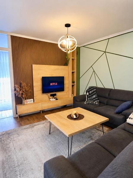 Nessii Apartment, Priština
