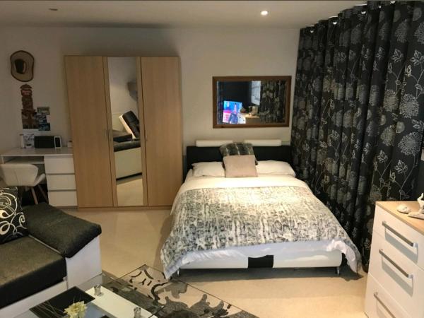 Worthing Luxury - Steyning