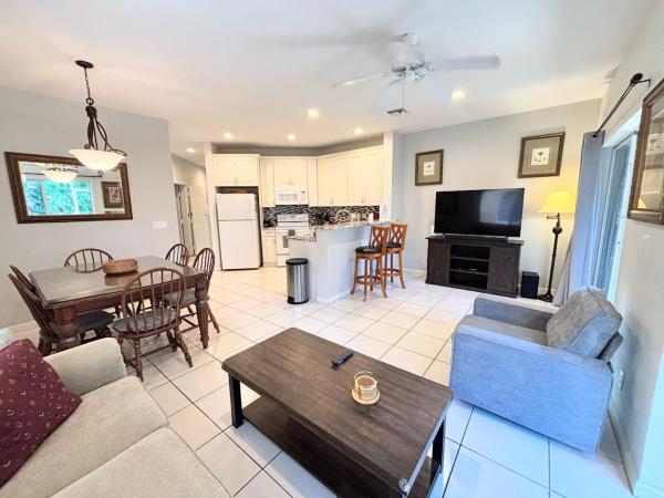 Right Direction Rentals 1 Bedroom Villa 9119 - Port St. Lucie, FL