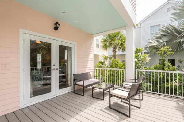 Newly-built, Dog-friendly Home With Shared Pool - Walk To Beach & Dining - Key West, FL