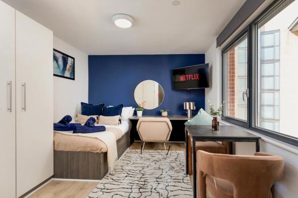 Stylish City Centre Studio, Sleeps 2 - Chesterfield