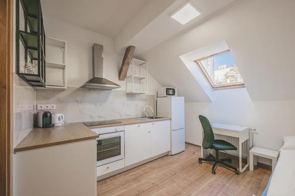 Flat Near Prague Castle Stylish & Prime Location 6, Прага