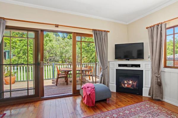 Korla Cottage, Leura Family & Pet Friendly Stay - Katoomba