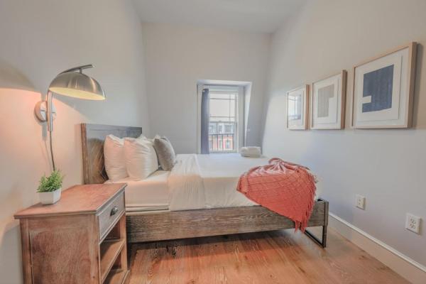 Unbeatable Location Newbury Street 1br - Lexington, MA