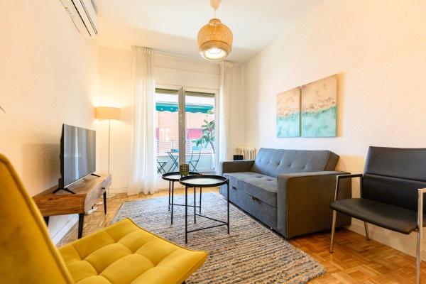 Aza14 - Amplio Piso De 3 Dormitorios, 2 Baños Y Terraza, En Chamartín, Madrid - Madrid