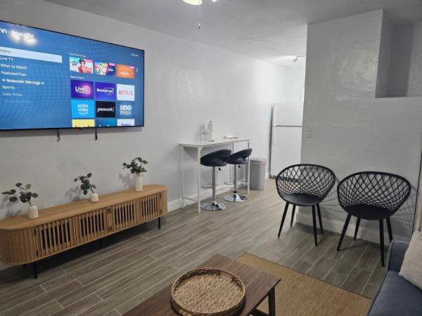 Modern Furnished 1 Bedroom For Monthly Stays - Miramar, FL