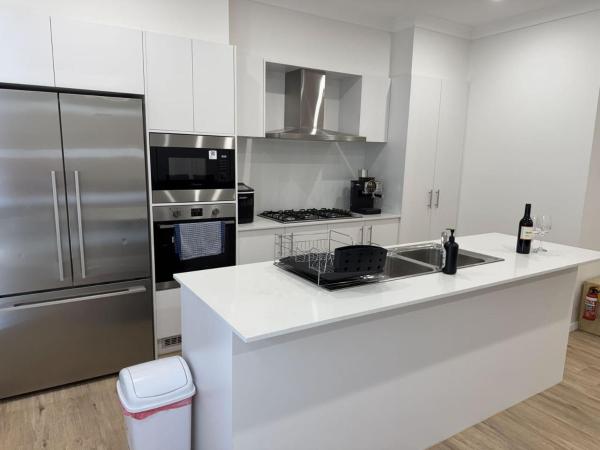 Spacious New Home For 12 Guests - Sidney, Avustralya
