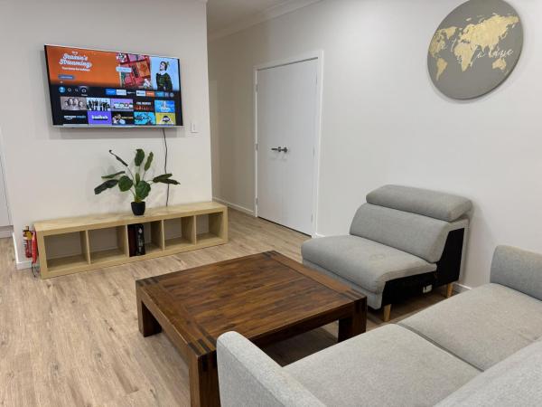 Grand Family Estate For 20 People In Macarthur - Camden