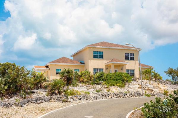 Charming Guest House Near Chalk Sound And The Beach - Caribbean