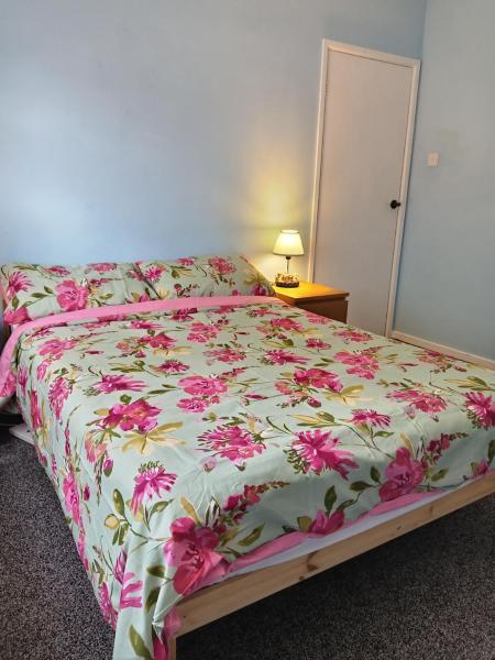 Double Bed - Saffron Walden
