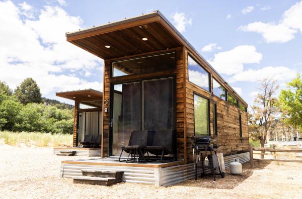 New! Modern Cabin Tiny Home At Cliffside #3 - Utah