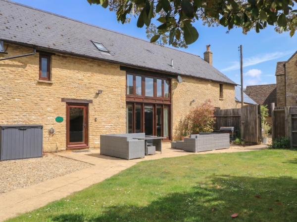 Tithe Barn, Lyneham - Chipping Norton