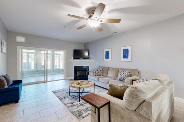 På billedet ses objektet Summerlyn Condo --- 34363 Summerlyn Dr 204 beliggende i byen Lewes.