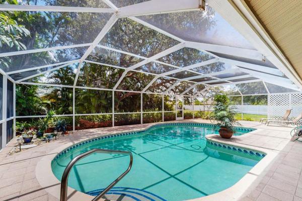 Whiskey Creek - Fort Myers