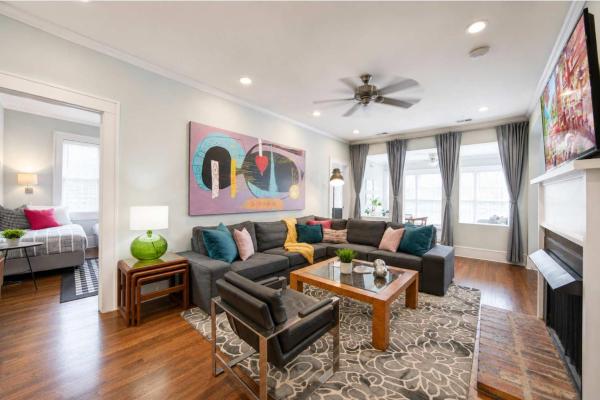 Light Filled 2 Bedroom In Myers Park With A Porch - South End - Charlotte