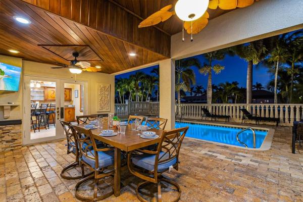 Caloosahatchee Getaway - Sanibel, FL