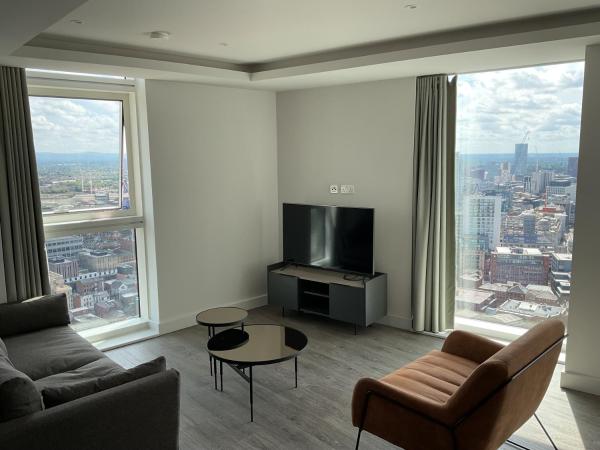 Cloud 32 - Luxury Skyline Stay In Manchester - Gorton - Manchester